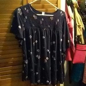 Old navy cotton flowy tshirt